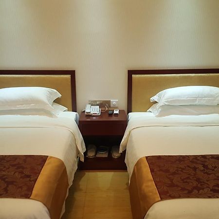 Jian Guo Grand Hotel Ban Si Khay Exteriér fotografie