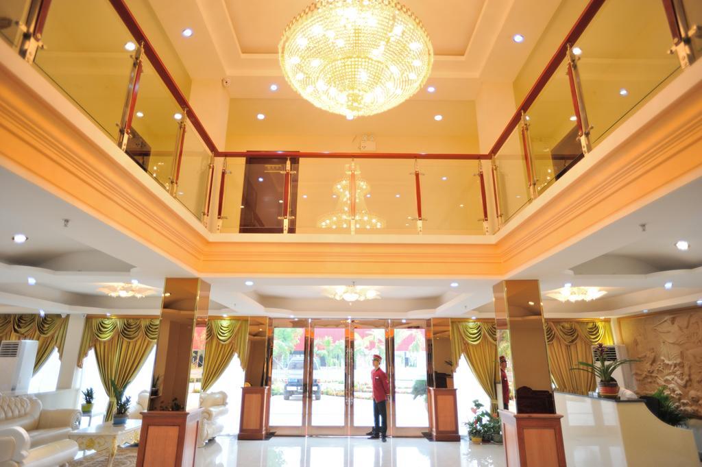 Jian Guo Grand Hotel Ban Si Khay Exteriér fotografie