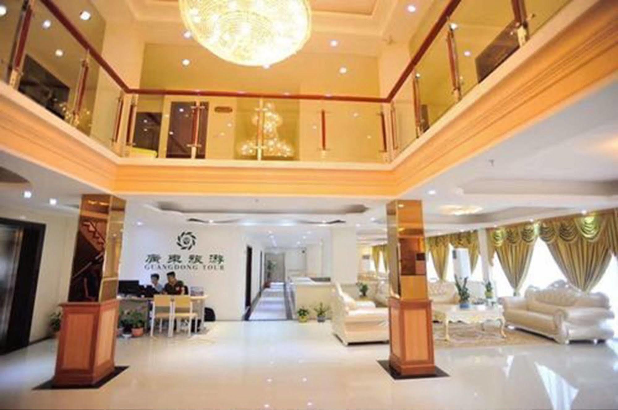 Jian Guo Grand Hotel Ban Si Khay Exteriér fotografie