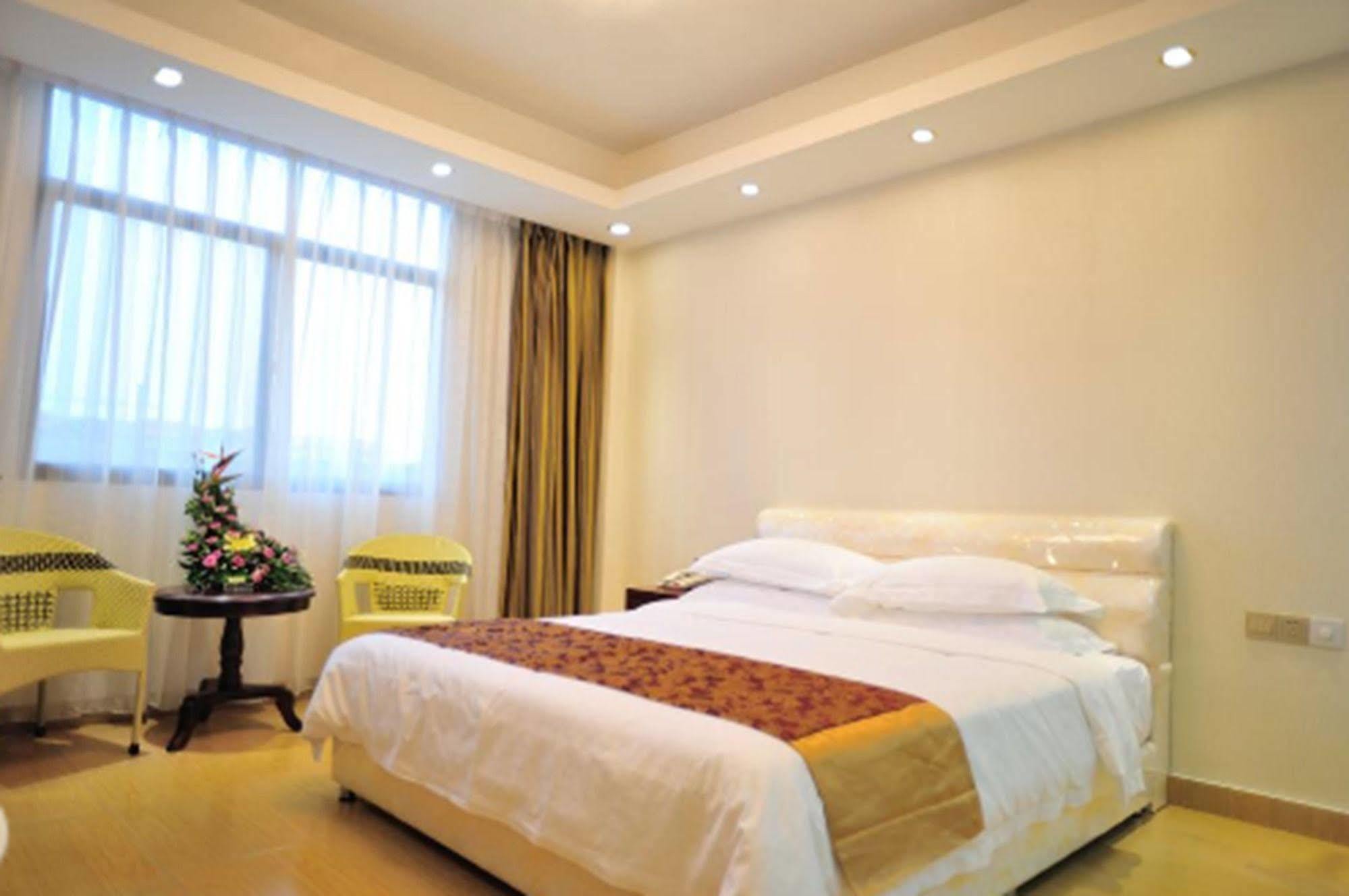 Jian Guo Grand Hotel Ban Si Khay Exteriér fotografie